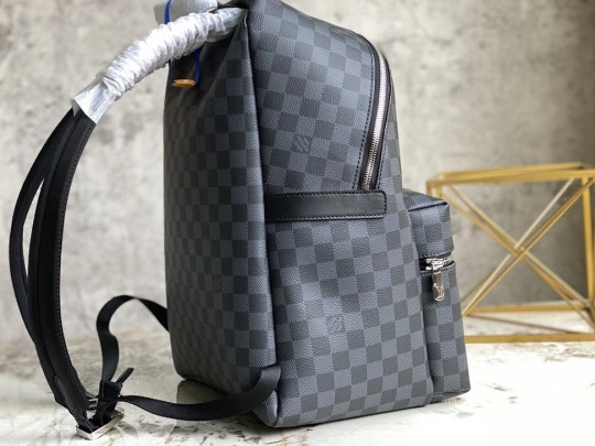 WIS BACKPACK LOUIS DISCOVERY VUITTON 1014